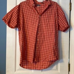 Van Heusen mens short sleeve button down; size 17-17.5